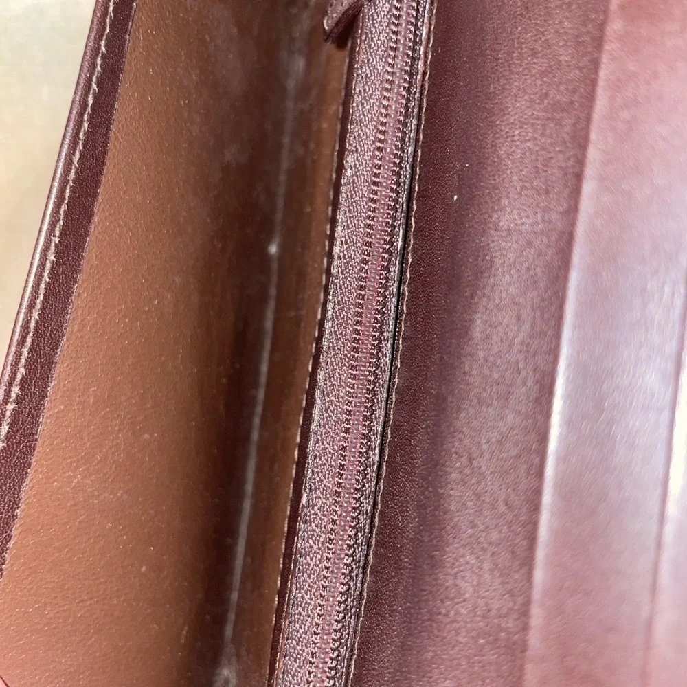 Vintage Gucci Long Leather Wallet - Picture 11 of 15